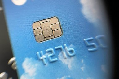 В I полугодии 2025 года объем платежей амурчан по картам превысил 416 млрд рублей.